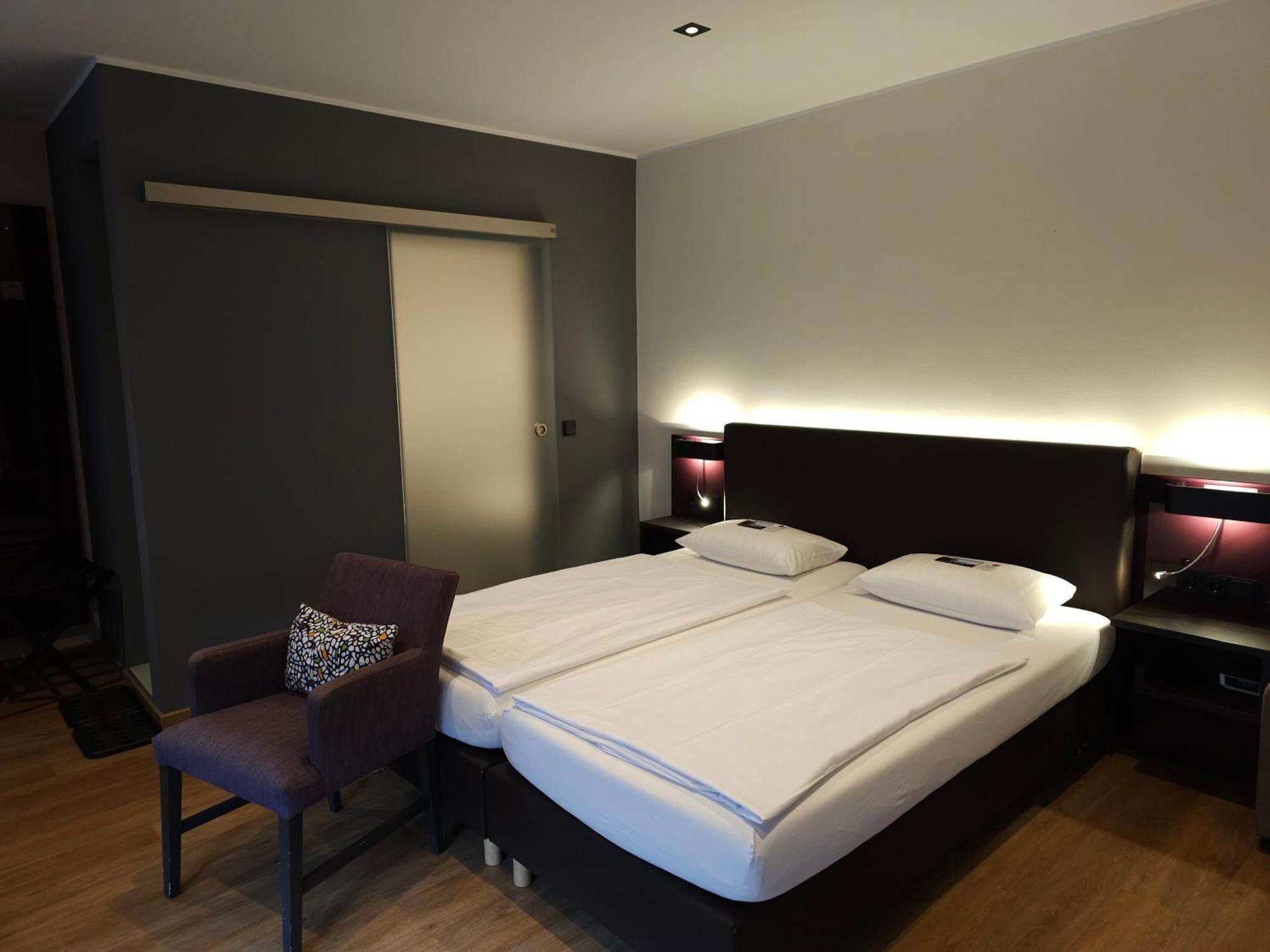 Weinhotel Restaurant Klostermuehle Ockfen Экстерьер фото