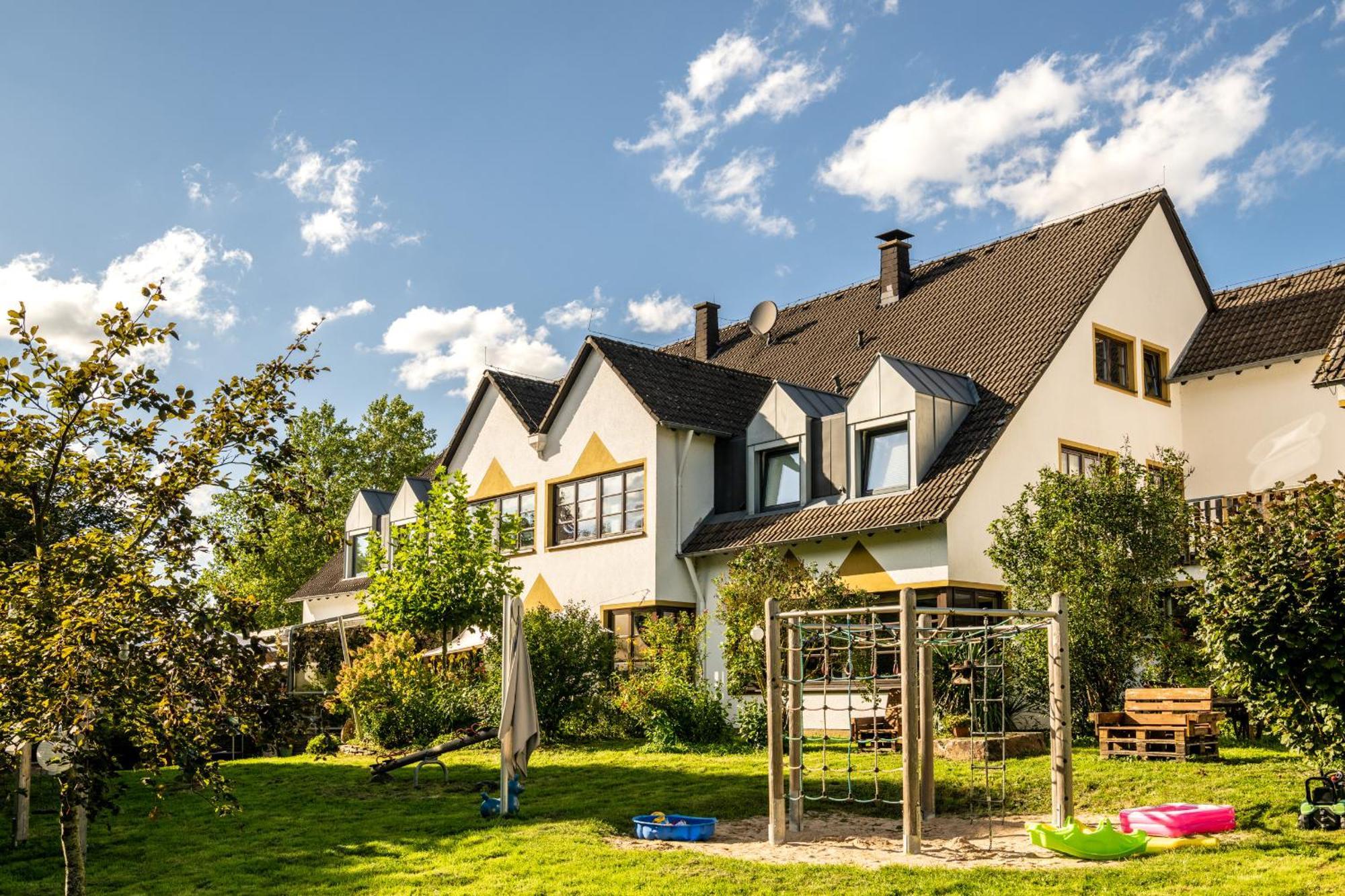 Weinhotel Restaurant Klostermuehle Ockfen Экстерьер фото