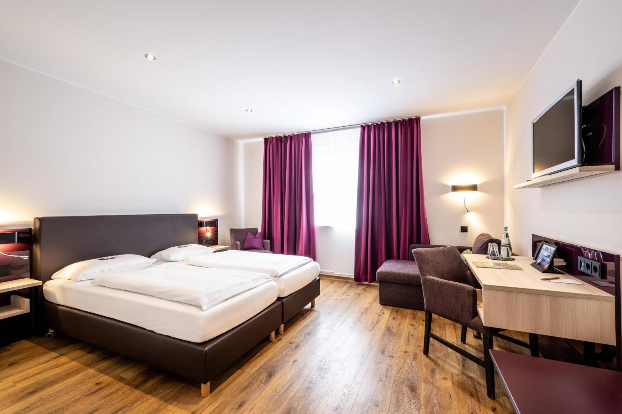 Weinhotel Restaurant Klostermuehle Ockfen Экстерьер фото