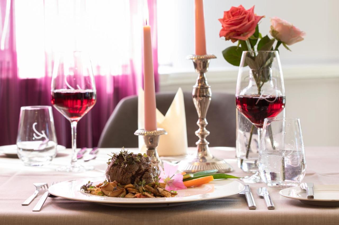 Weinhotel Restaurant Klostermuehle Ockfen Экстерьер фото